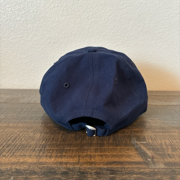 Navy blue disney mickey mouse - Picture 3 of 4